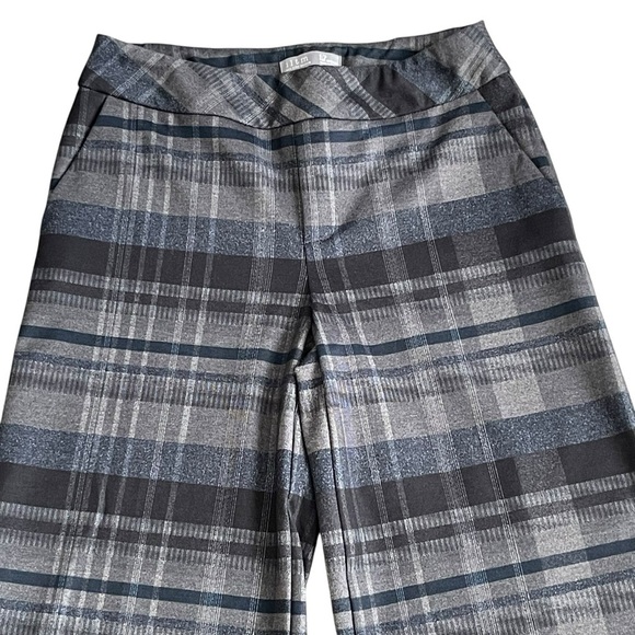 I Love Tyler Madison Women's The Senna Wide Gaucho
Trouser Size S Plaid Ponte - Picture 2 of 9
